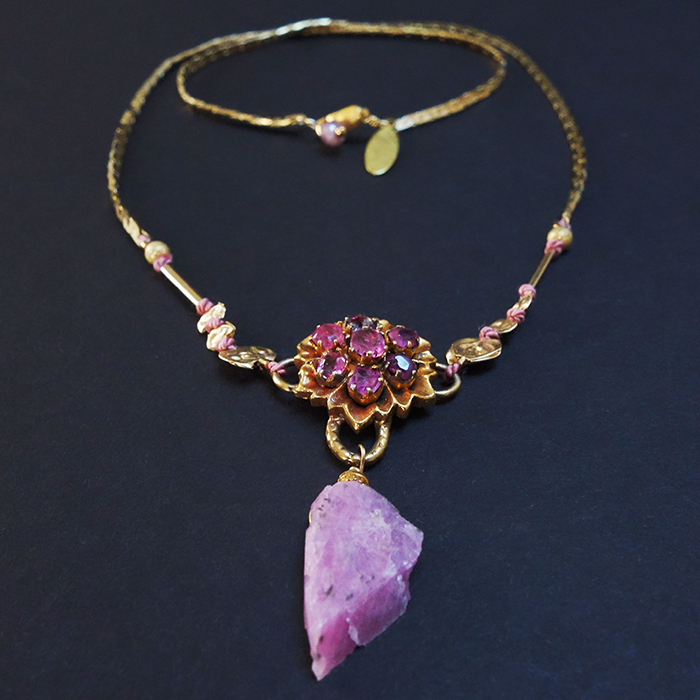 Áine’s Rose: vintage gold, faceted and raw sapphire