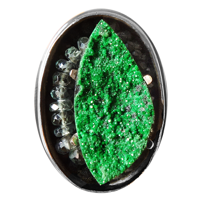 Have No Fear: uvarovite and sapphire mosaic ring