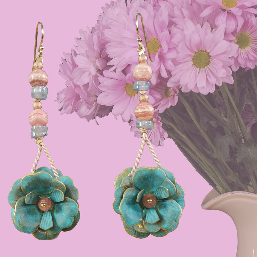 She Let the Light In: rose gold/kyanite flower ear