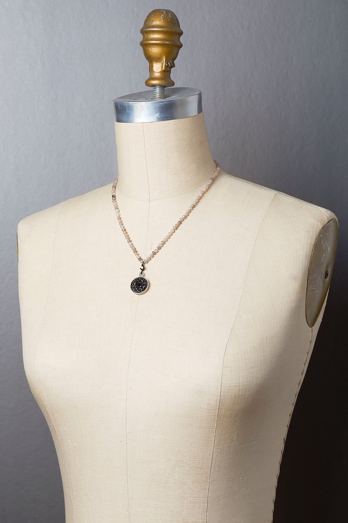 Black Onyx Iconic Necklace with Faceted Labradorite
