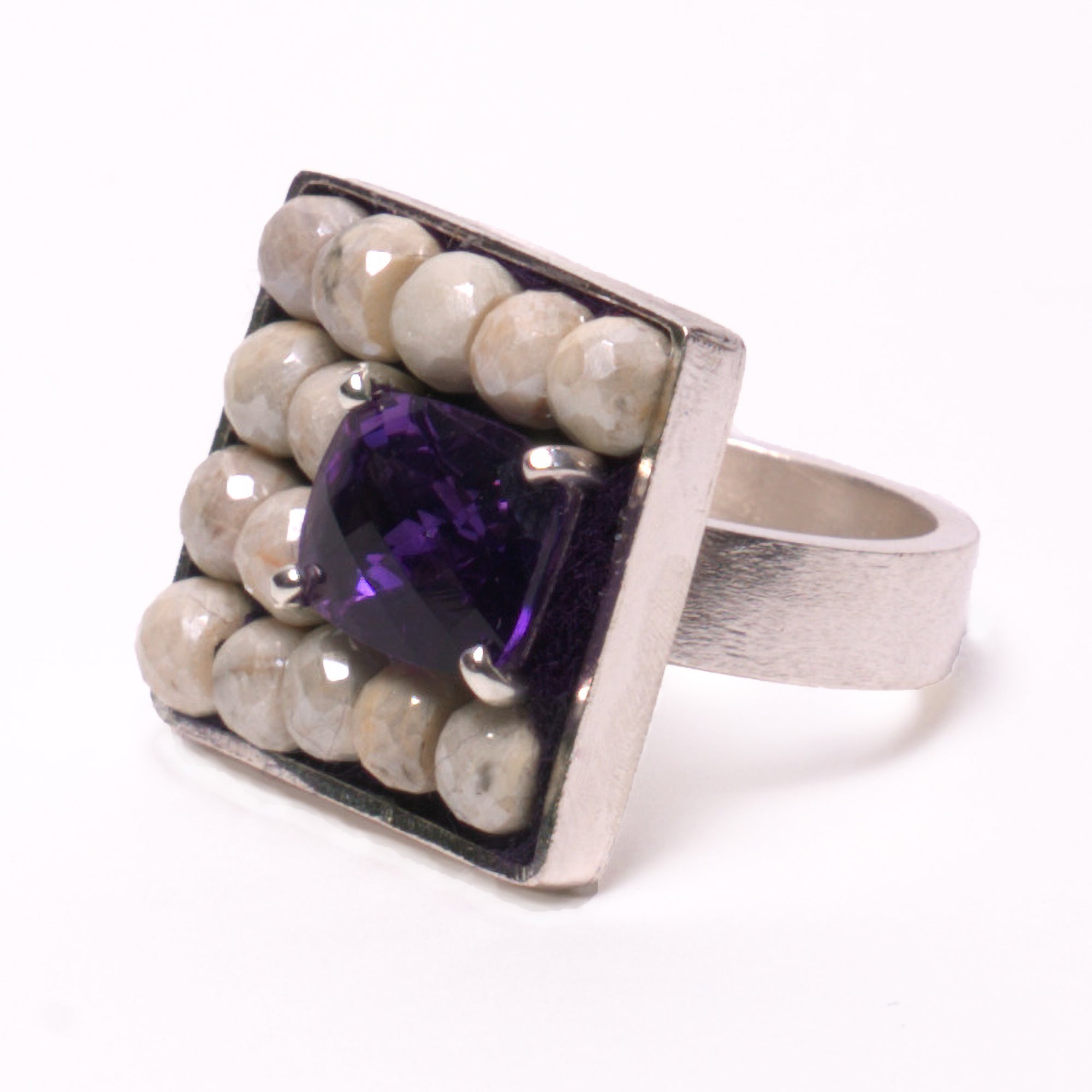 Glorious amethyst and faceted magnesite ring