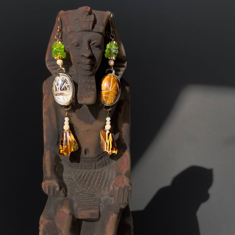 Walk Like an Egyptian earring