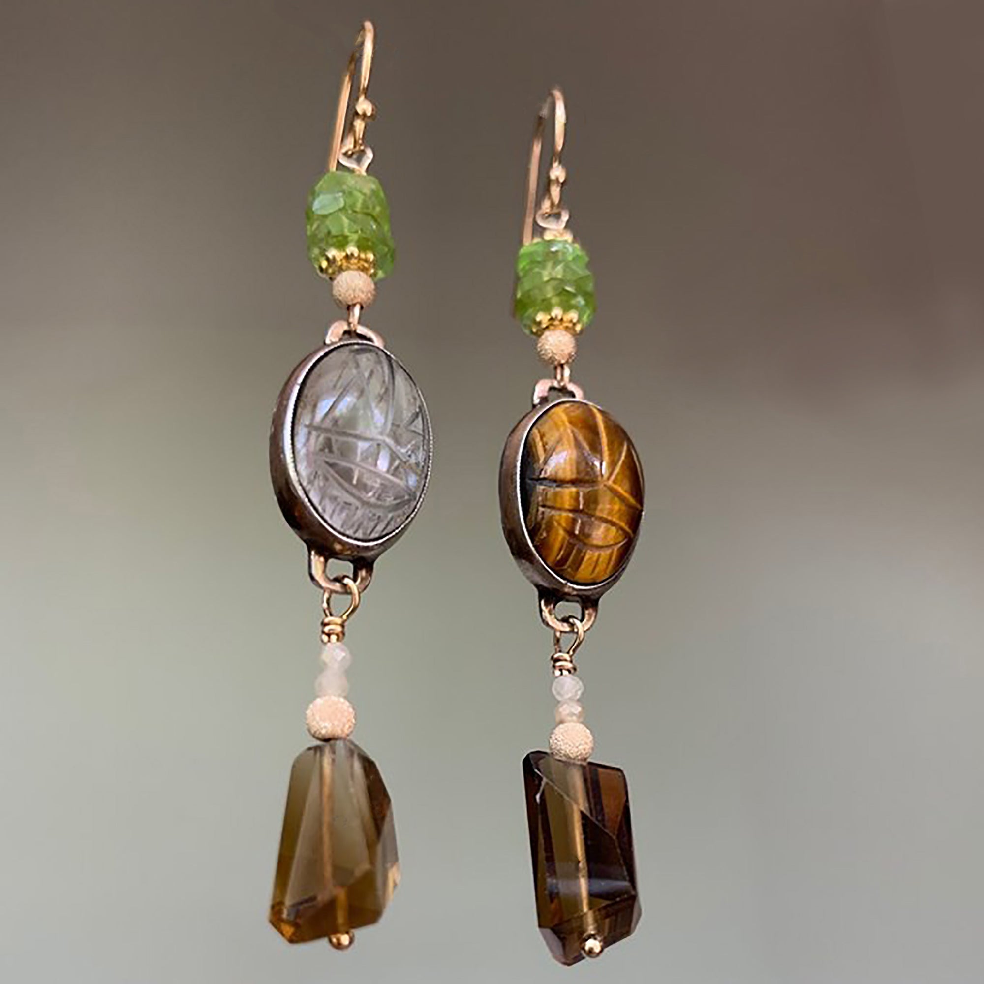 Walk Like an Egyptian earring