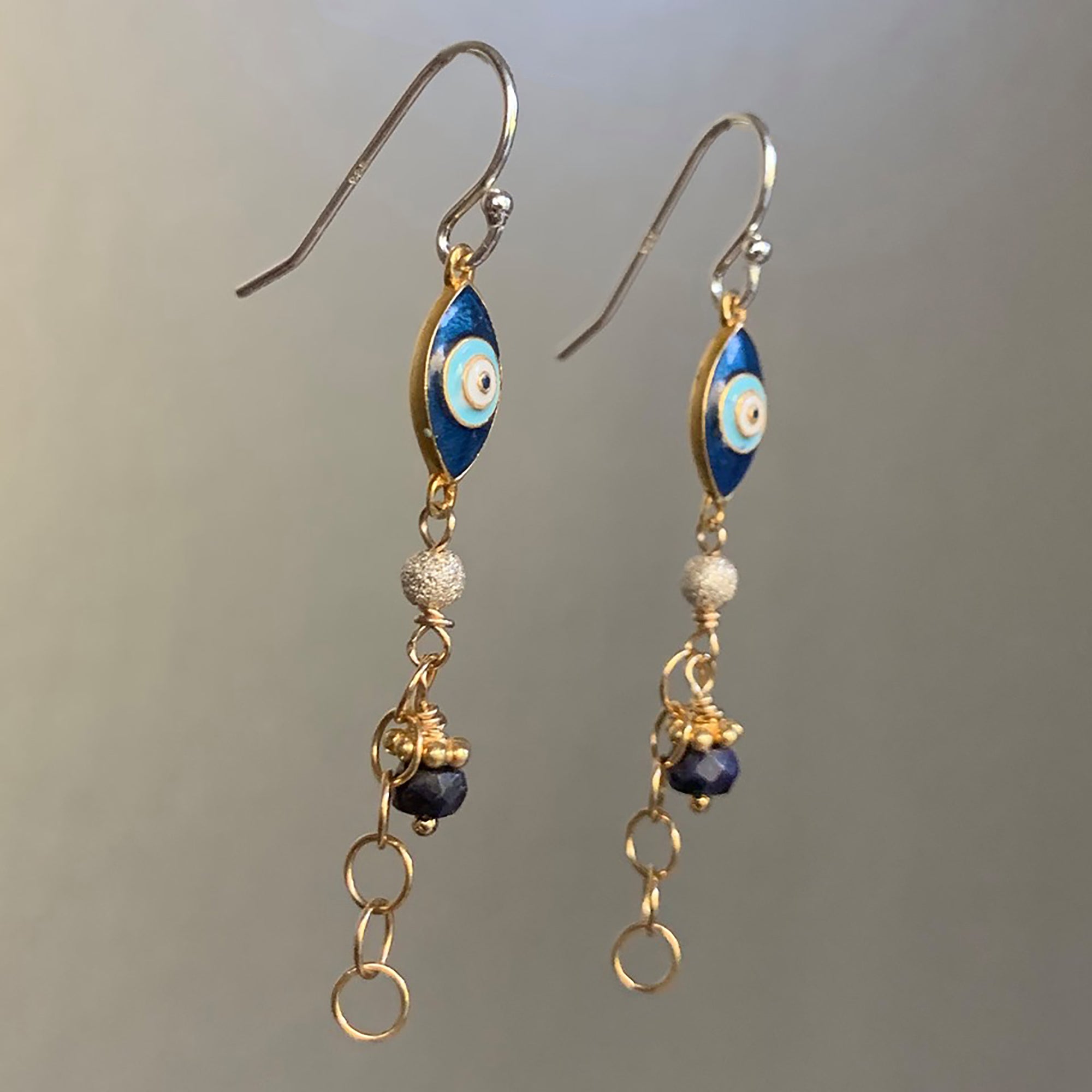 Don't it make my Brown eyes Blue earring