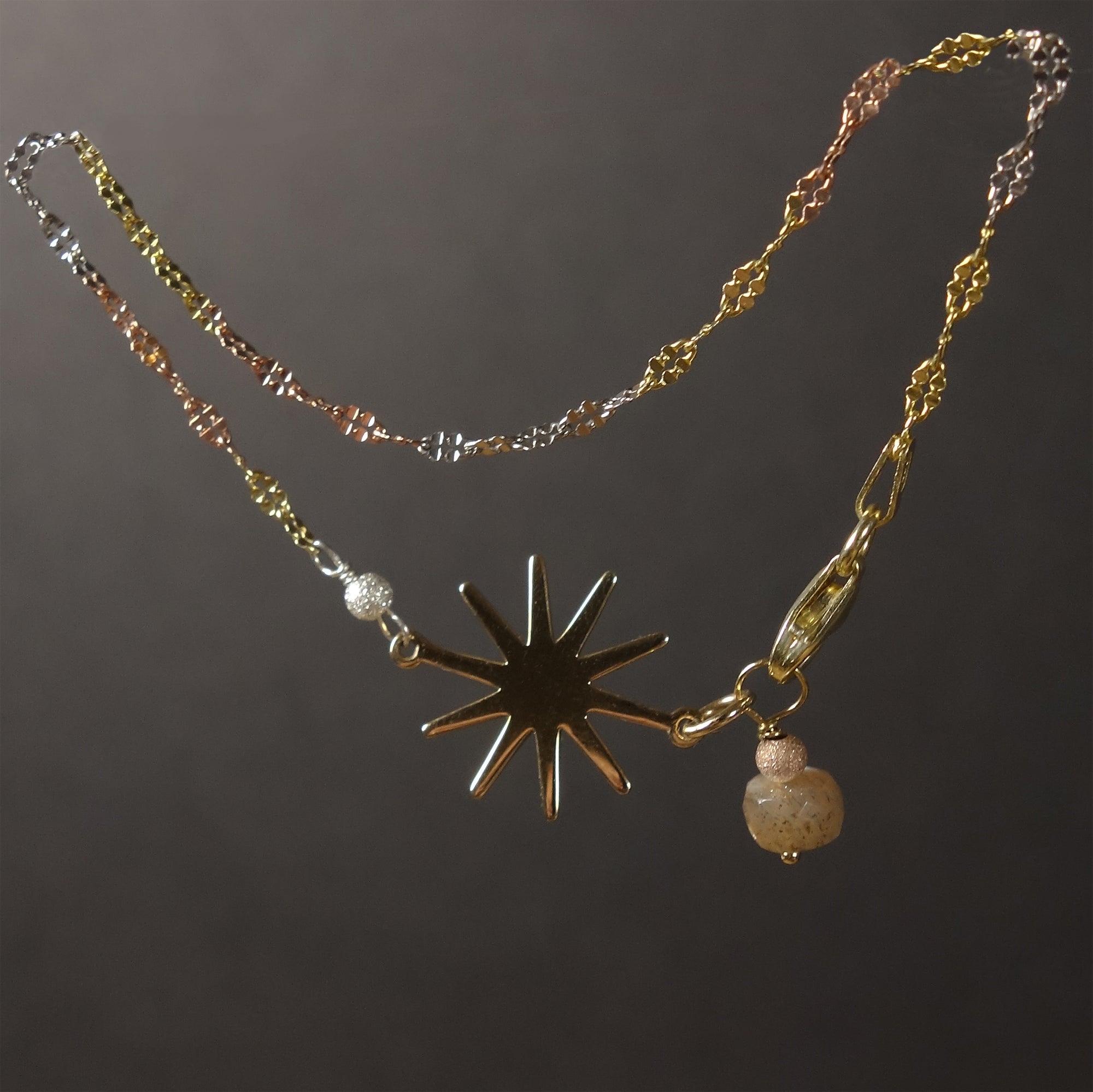 Sun, Sun, Sun, here it comes bracelet: yellow/rose gold and moonstone