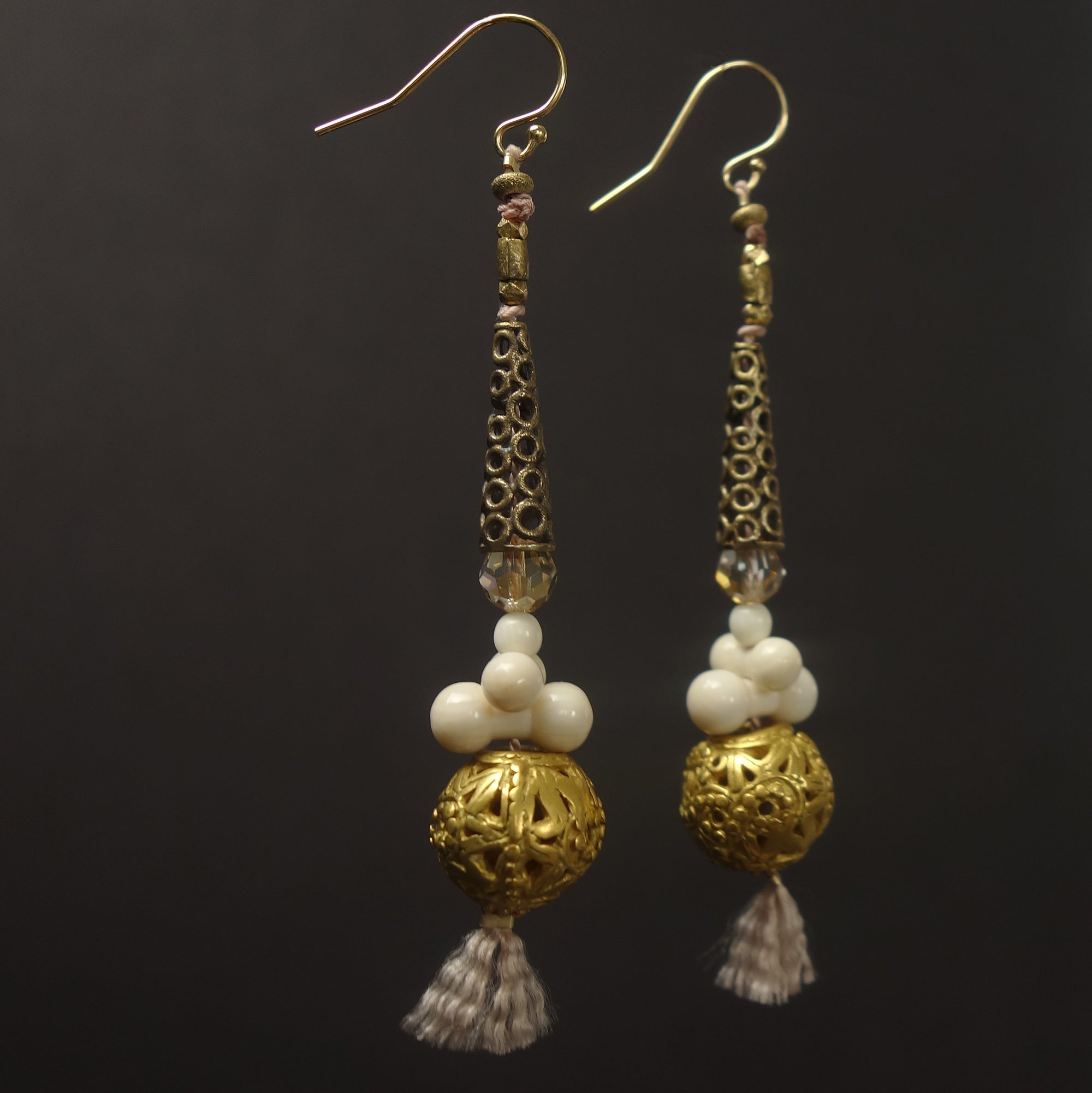 Shruti Latkan Earrings - Kuvar Jewels