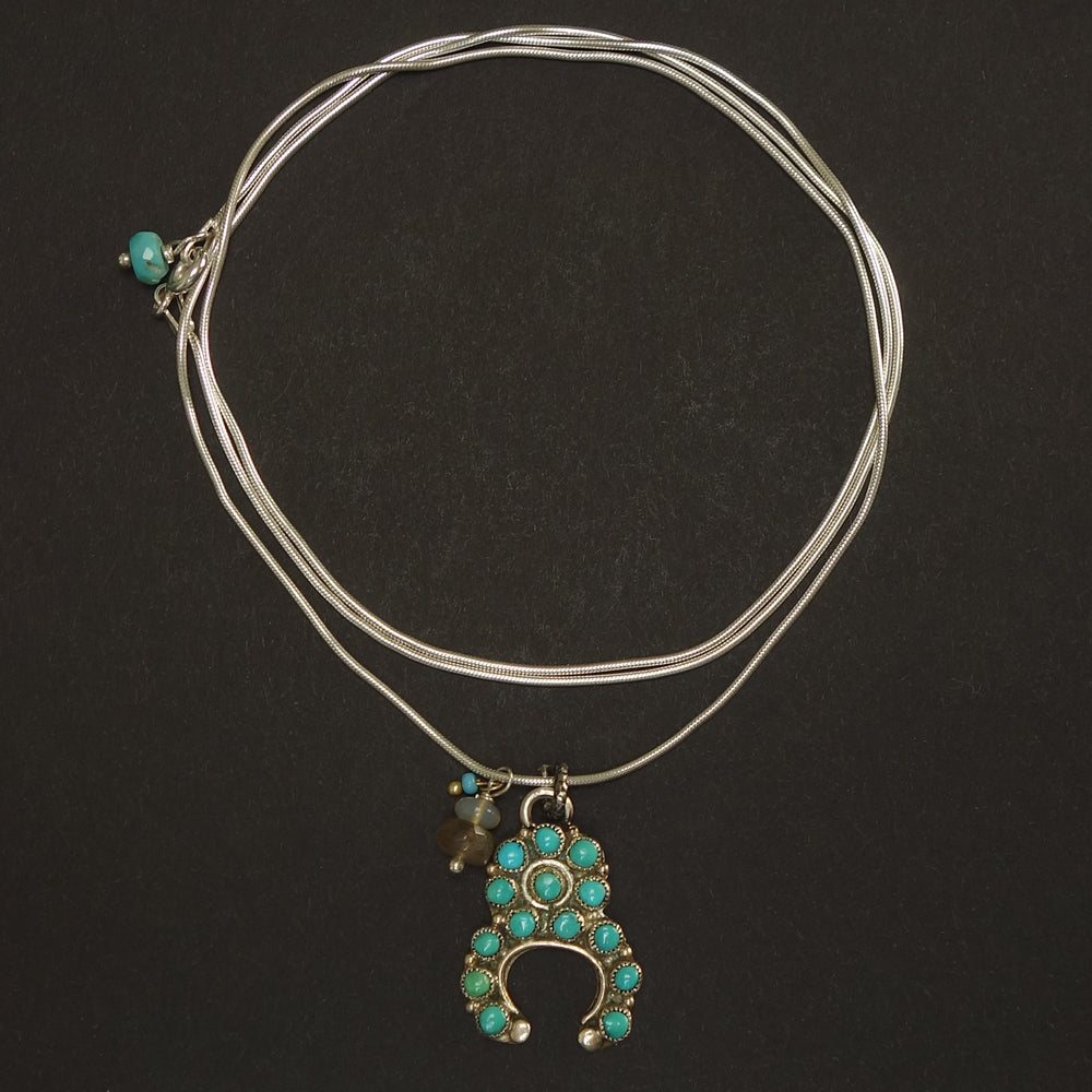 Navajo Naja with opal necklace
