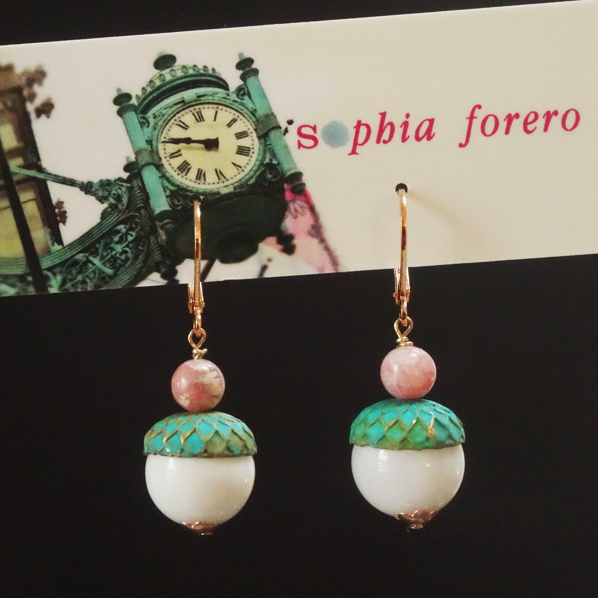 Does Anybody Really Know What Time It Is earring: howlite + rhodocrosite
