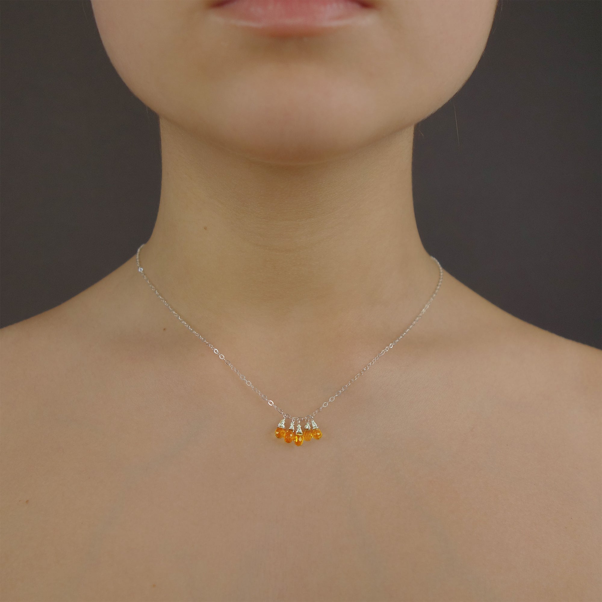 Topaz Cluster Glittering Yes necklace