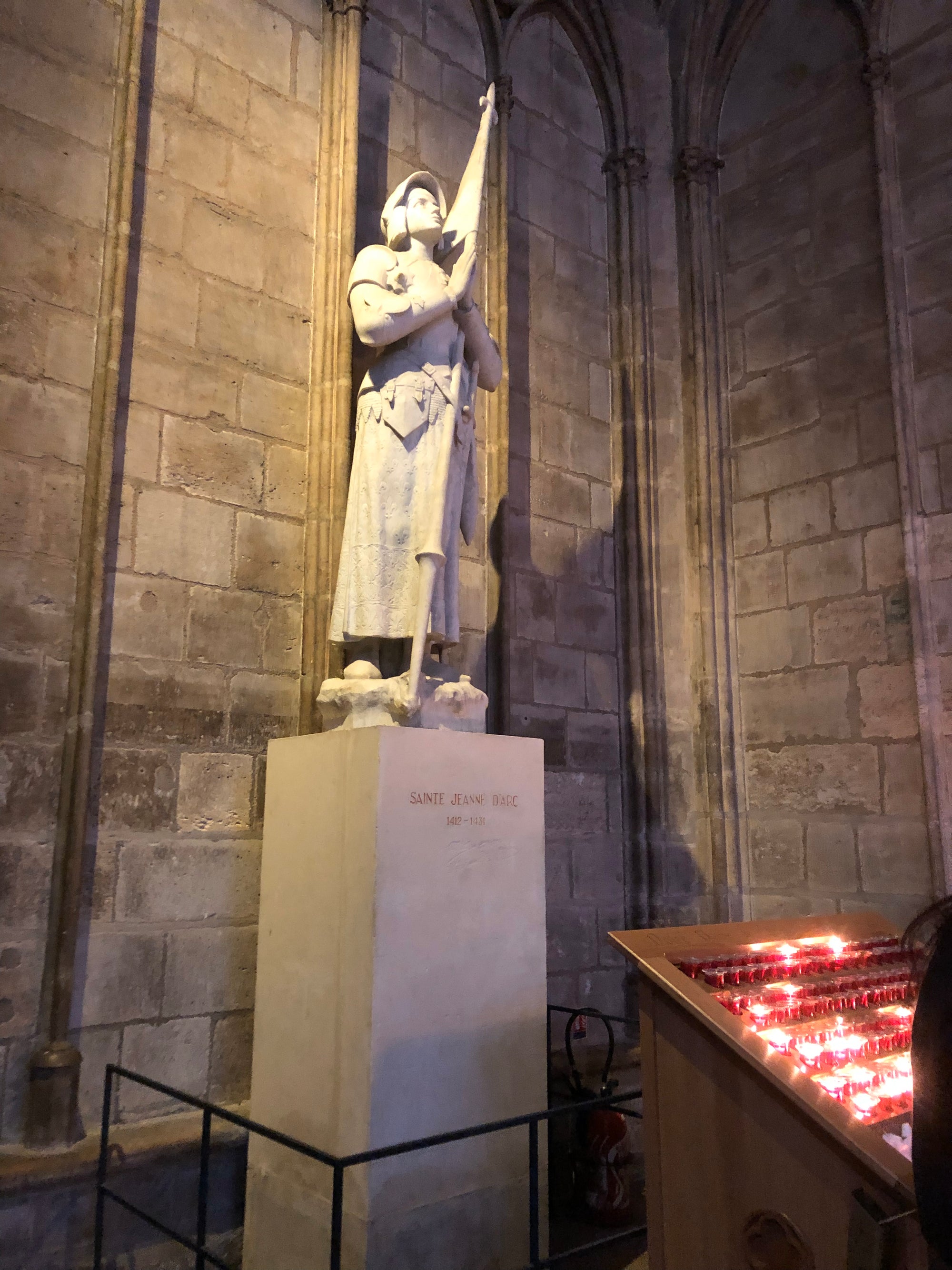 Her Gratitude Shines: hammered silver earrings (Wanderlust Paris)