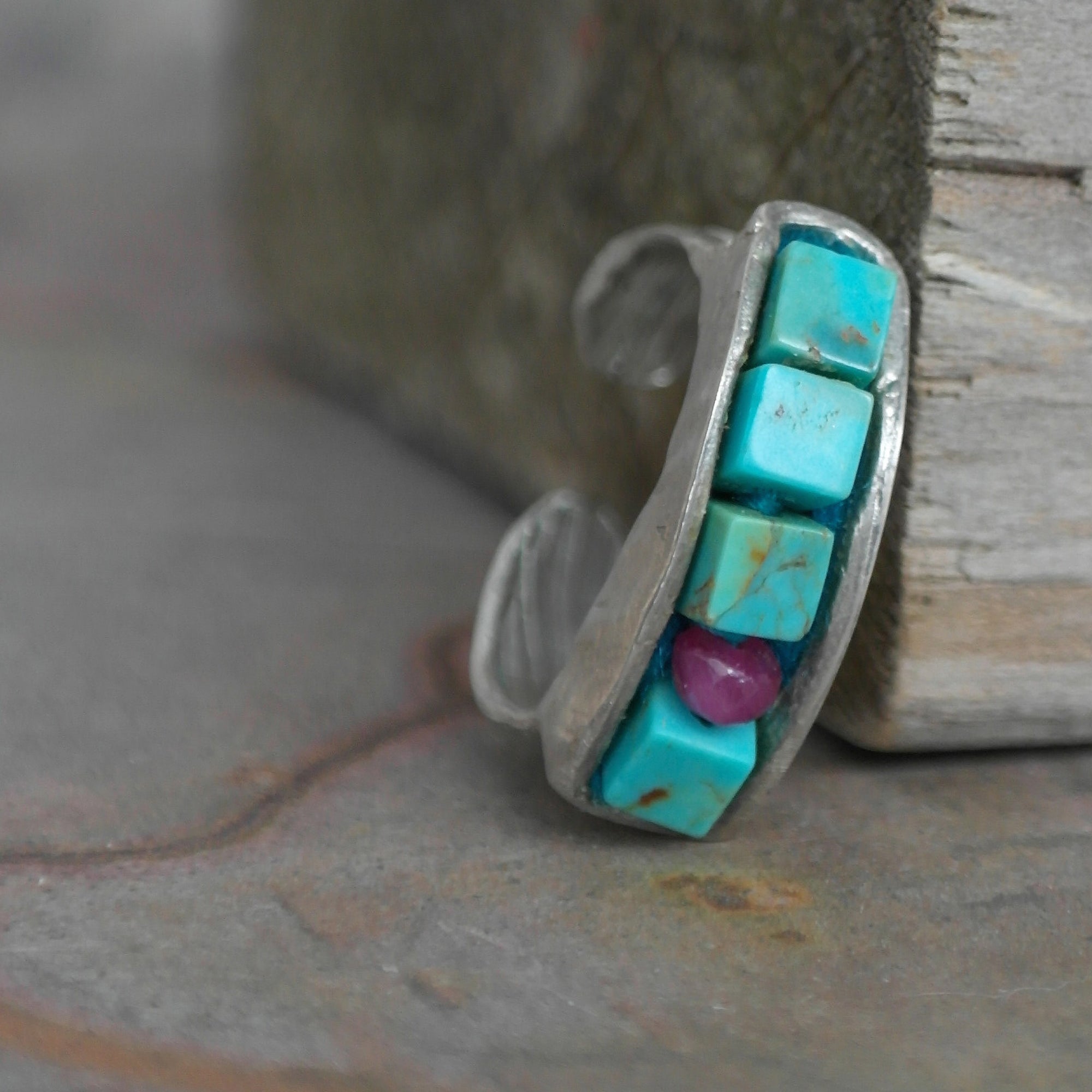 Stackable ring turquoise and ruby mosaic in silver