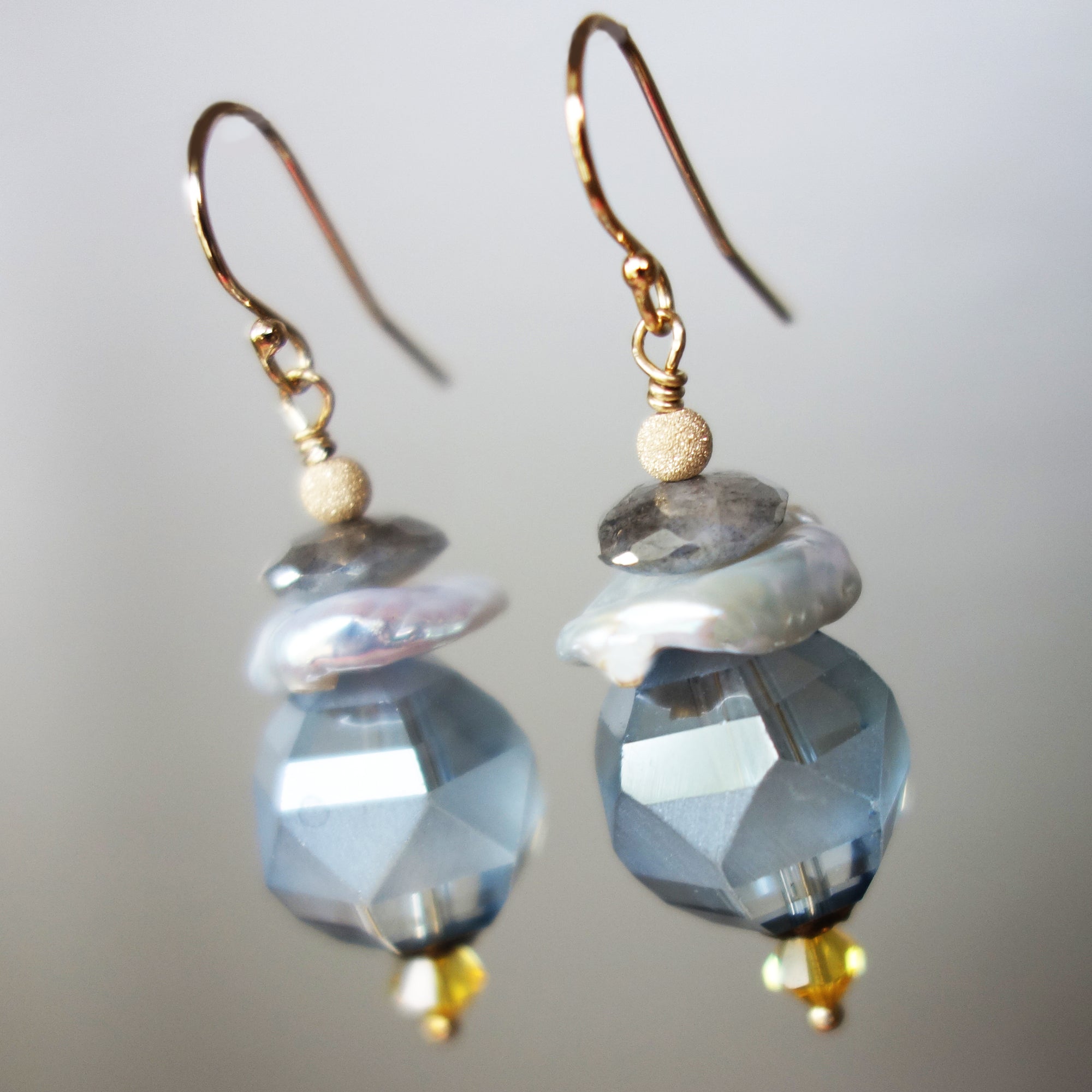 Pearl and Crystal Ethereal Earrings (Wanderlust Paris)