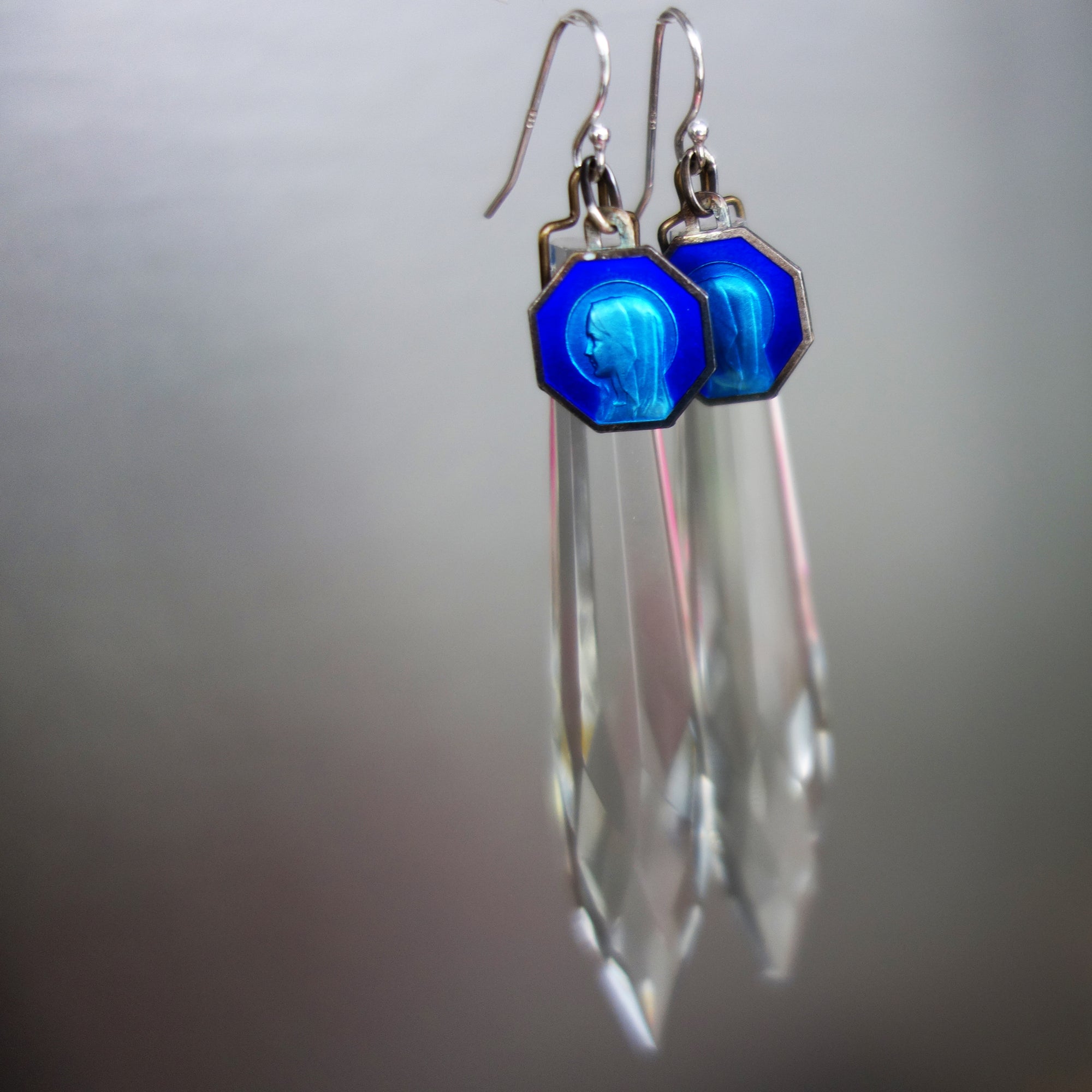 Chandelier Crystal and the Little Flower (Wanderlust Paris)