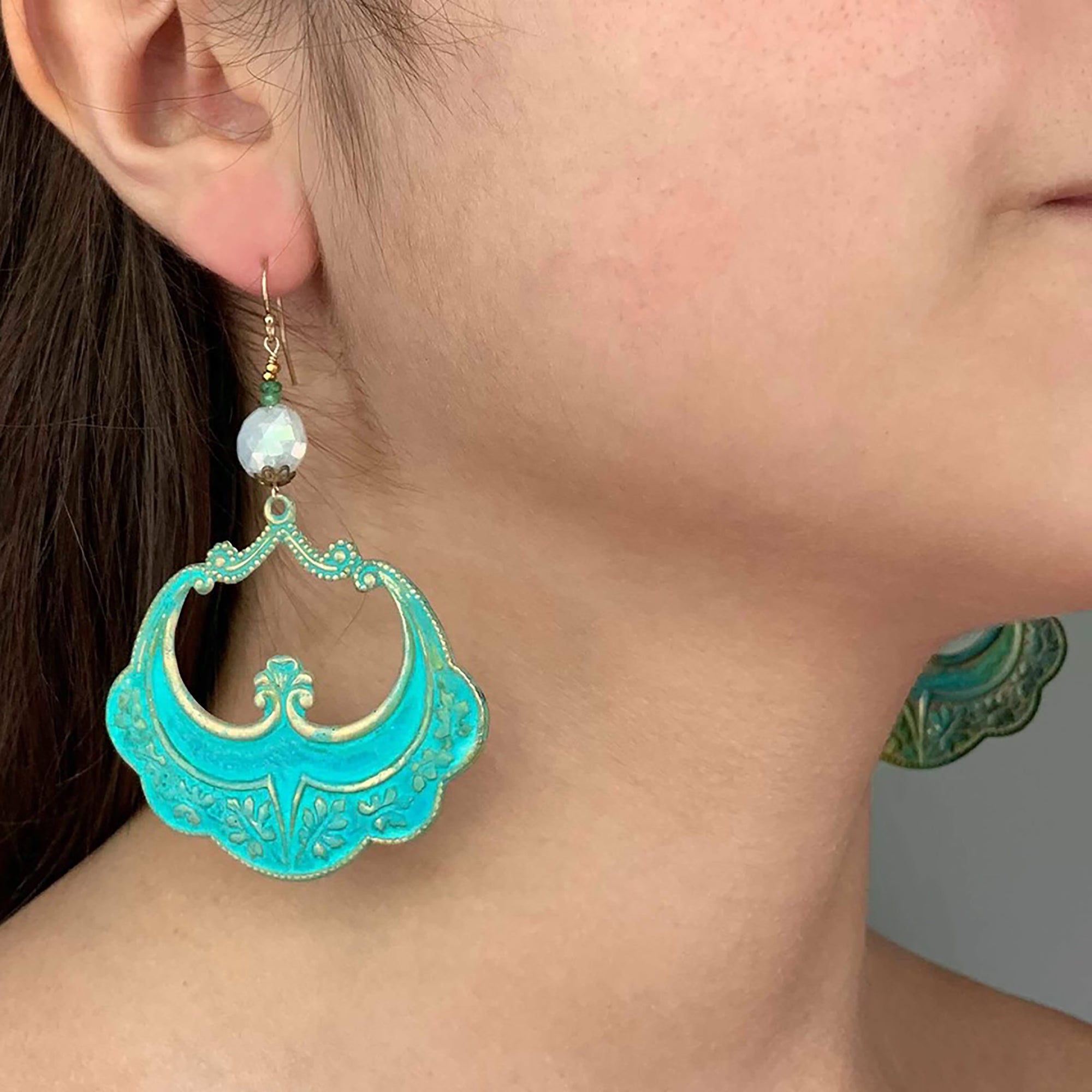 Alzaba Emeralds and Swirls