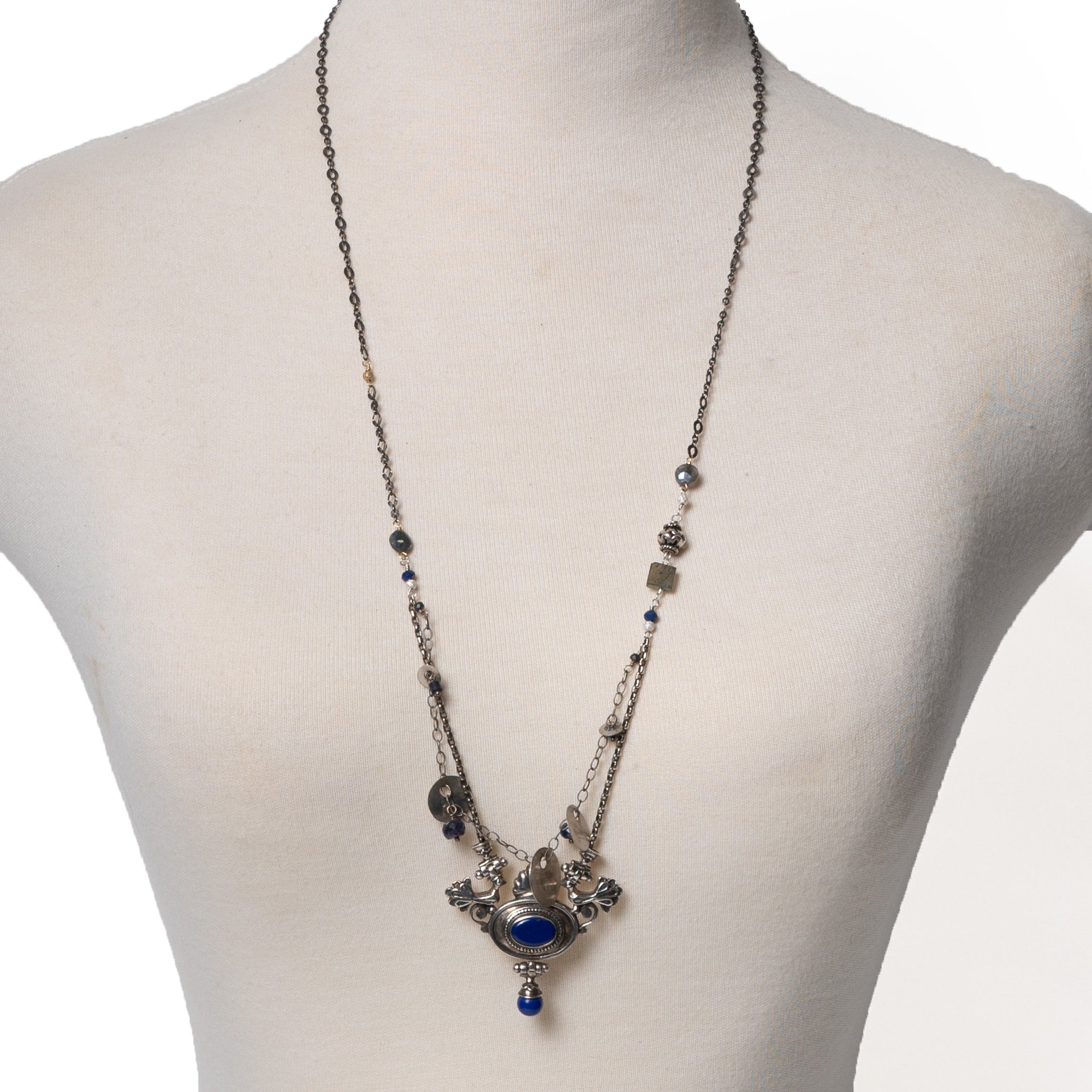 Nights in Hydra: lapis and silver necklace